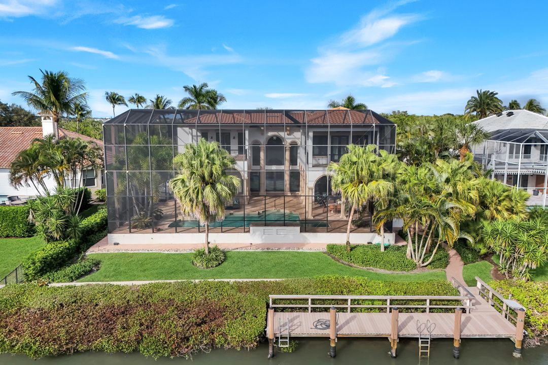 1450 Gulfstar Dr S, Naples, FL 34112