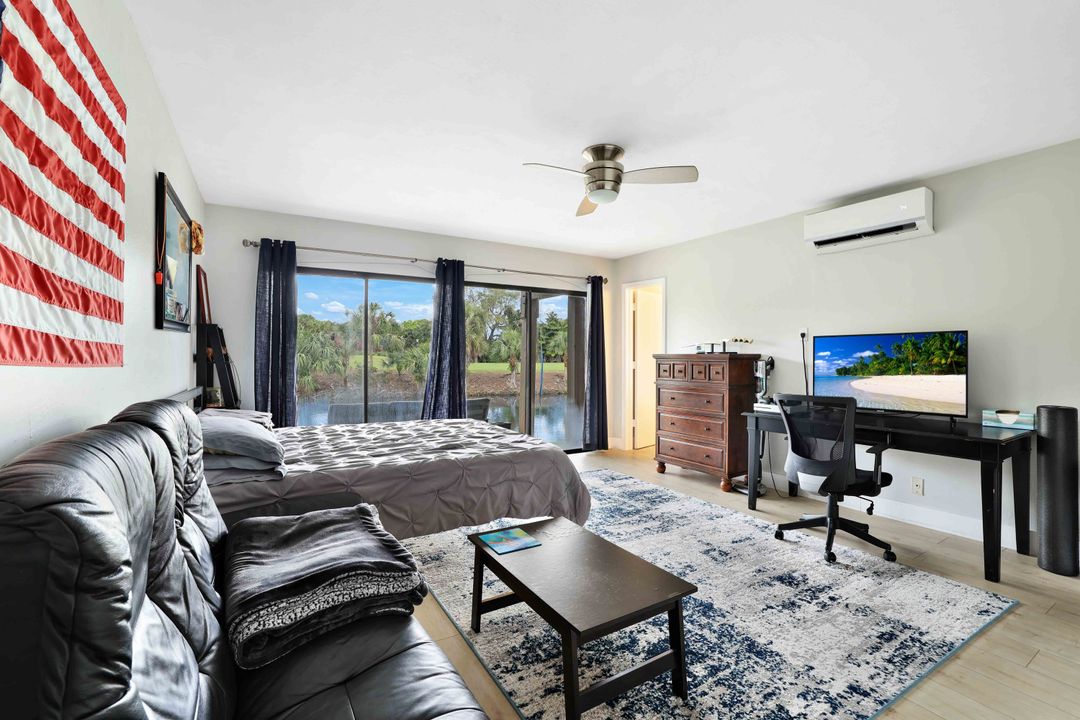 817 Palm View Dr #12, Naples, FL 34110