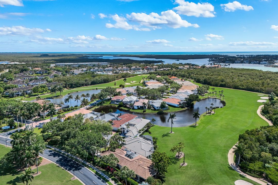 4959 Bollard Ct, Naples, FL 34112