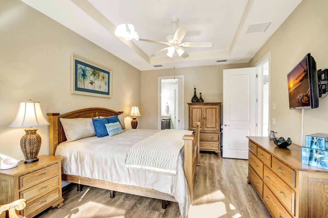 8332 Lucello Terrace N, Naples, FL 34114