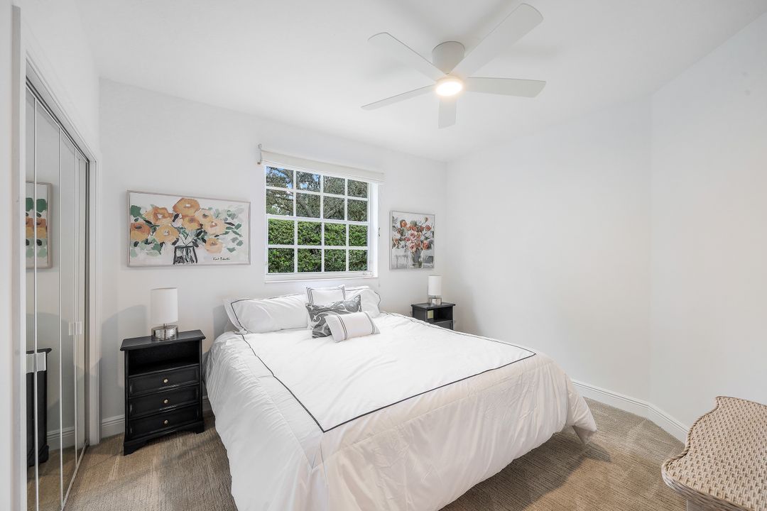 515 Laguna Royale Blvd  #102, Naples, FL 34119