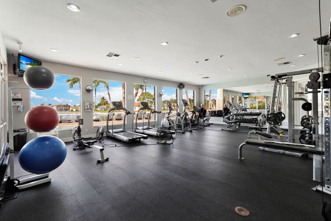 13060 Lake Meadow Dr, Fort Myers, FL 33913