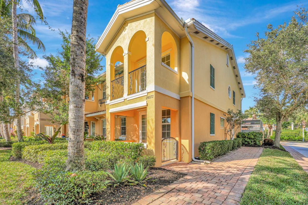 29072 Alessandria Cir, Bonita Springs, FL 34135