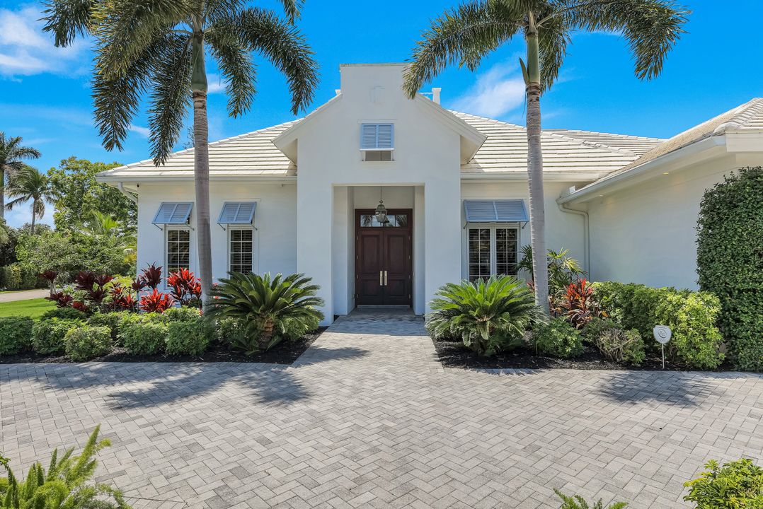 524 Turtle Hatch Ln, Naples, FL 34103