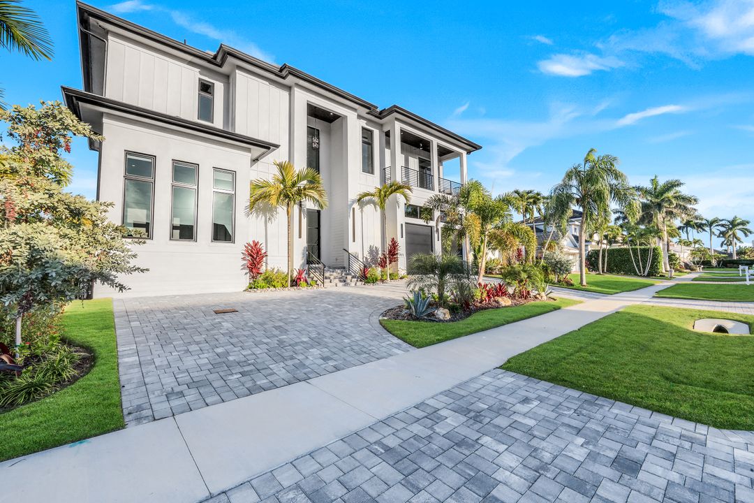 771 Orchid Ct, Marco Island, FL 34145