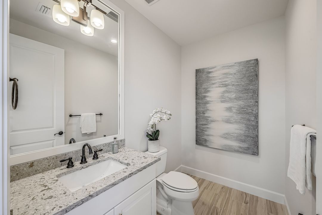 9071 Sorreno Ct, Naples, FL 34119