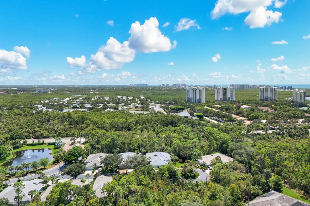682 Catamaran Ct, Naples, FL 34110