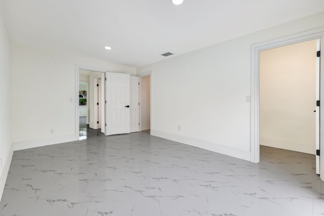 3137 SE 22nd Ave, Cape Coral, FL 33904