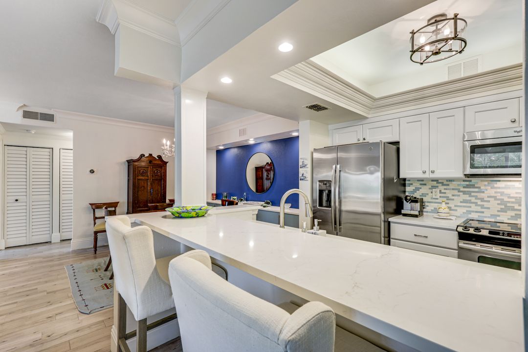 788 Willowbrook Dr #502, Naples, FL 34108