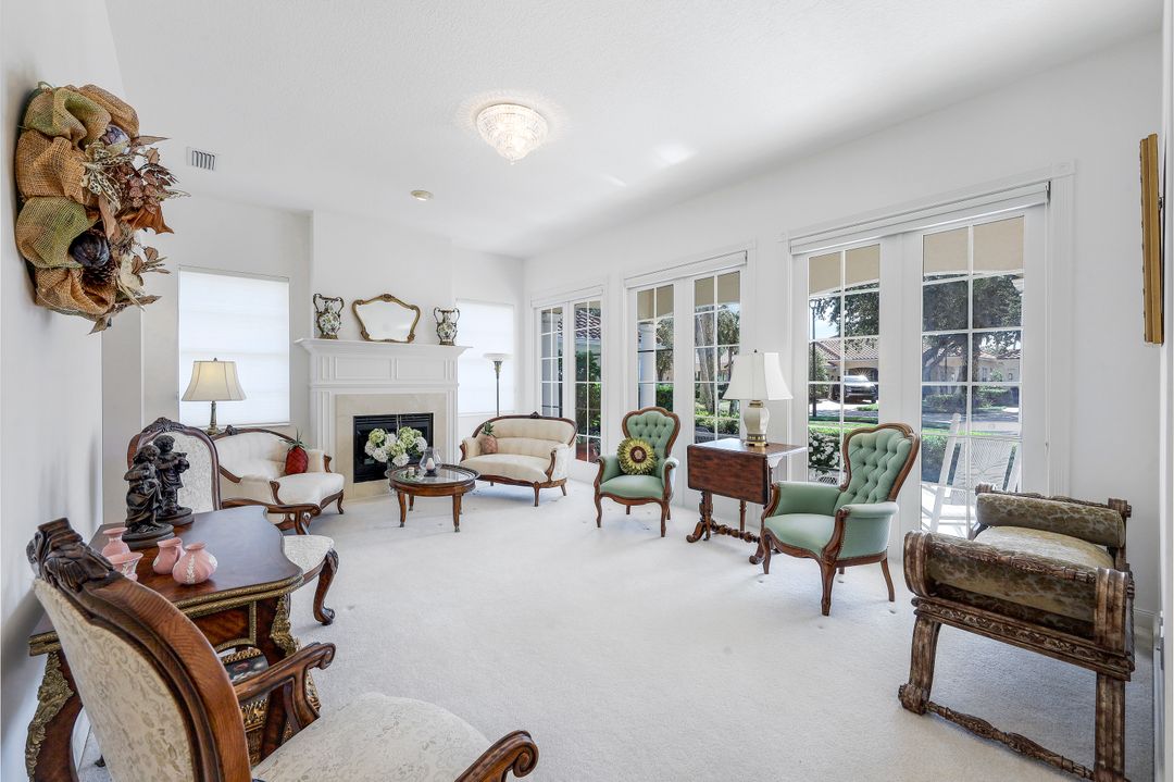 3101 Dominica Way, Naples, FL 34119