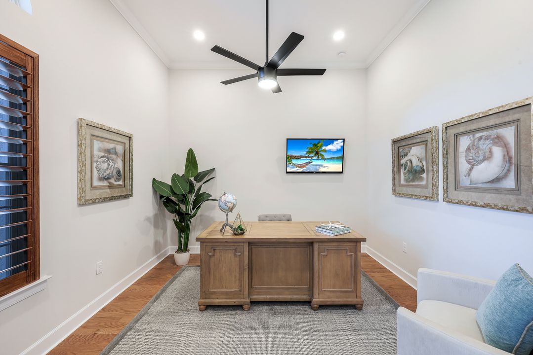 9360 Marble Stone Dr, Naples, FL 34120