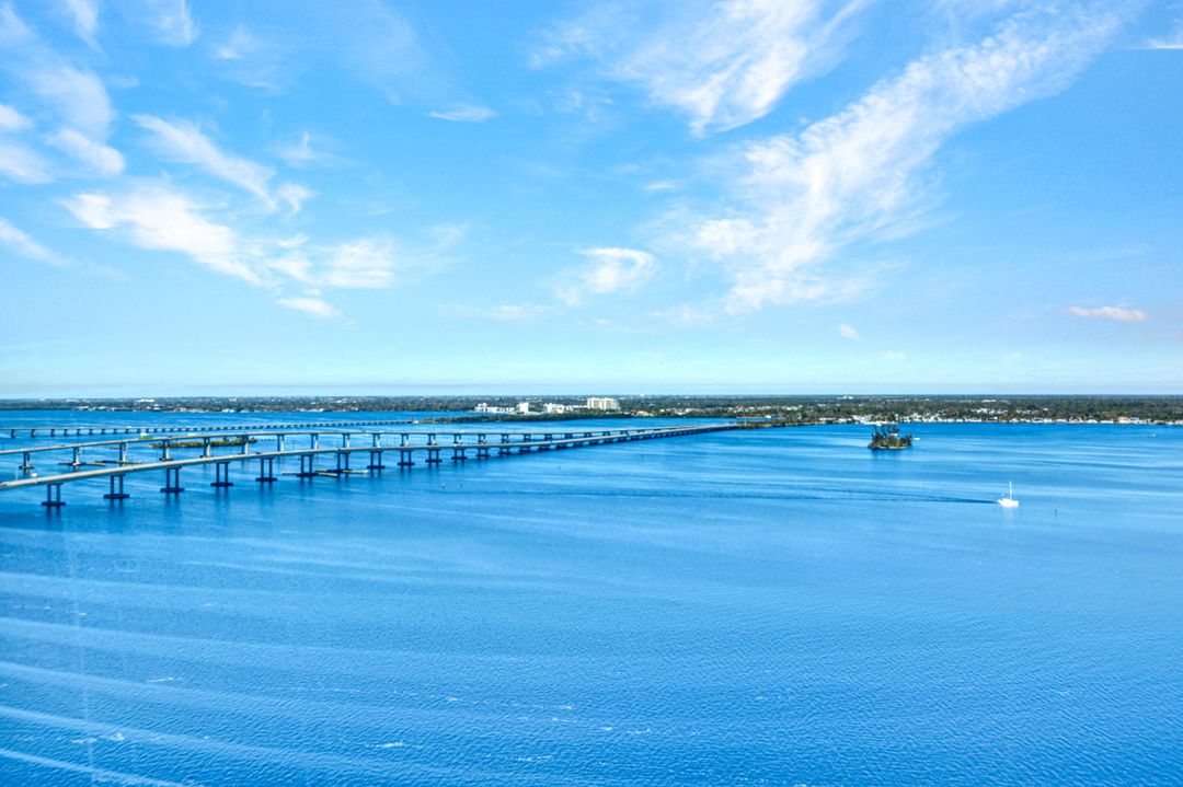 2745 First St #2204, Fort Myers, FL 33916