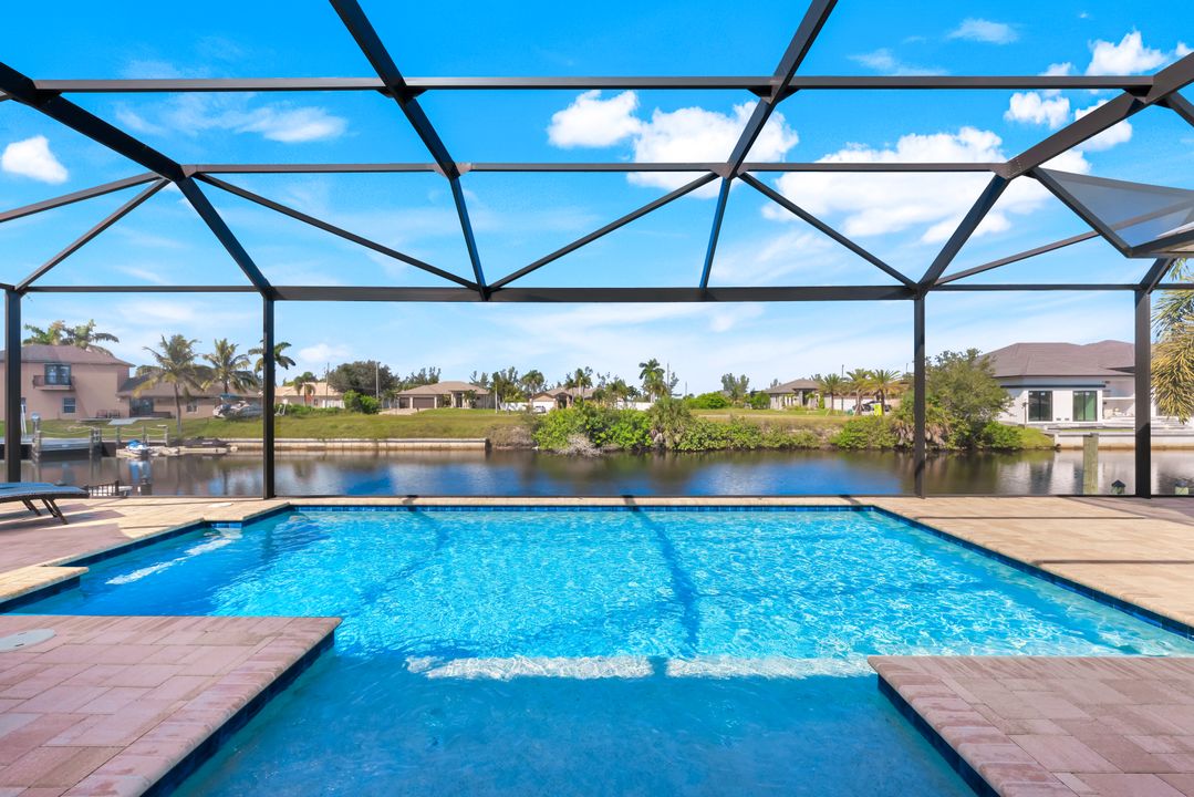 16 NW 38th Pl, Cape Coral, FL 33993