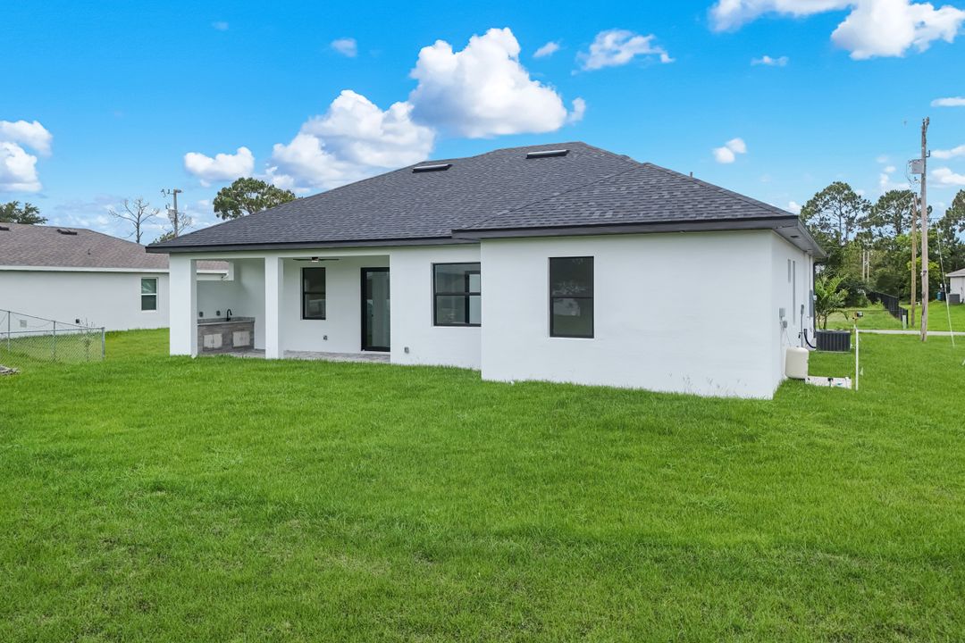 3005 Ida Ave S, Lehigh Acres, FL 33976