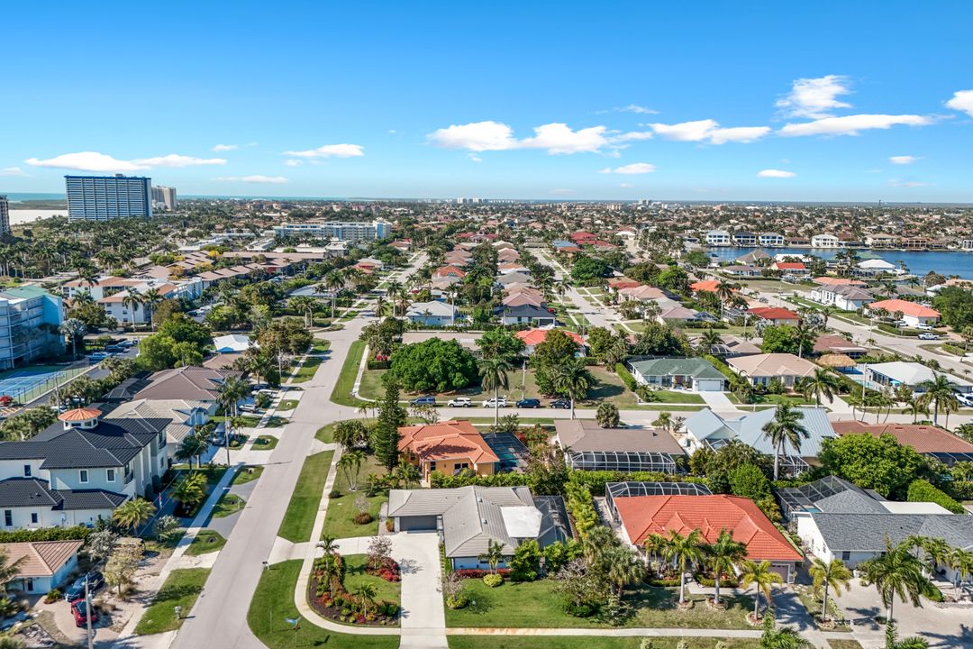 291 W Flamingo Cir, Marco Island, FL 34145