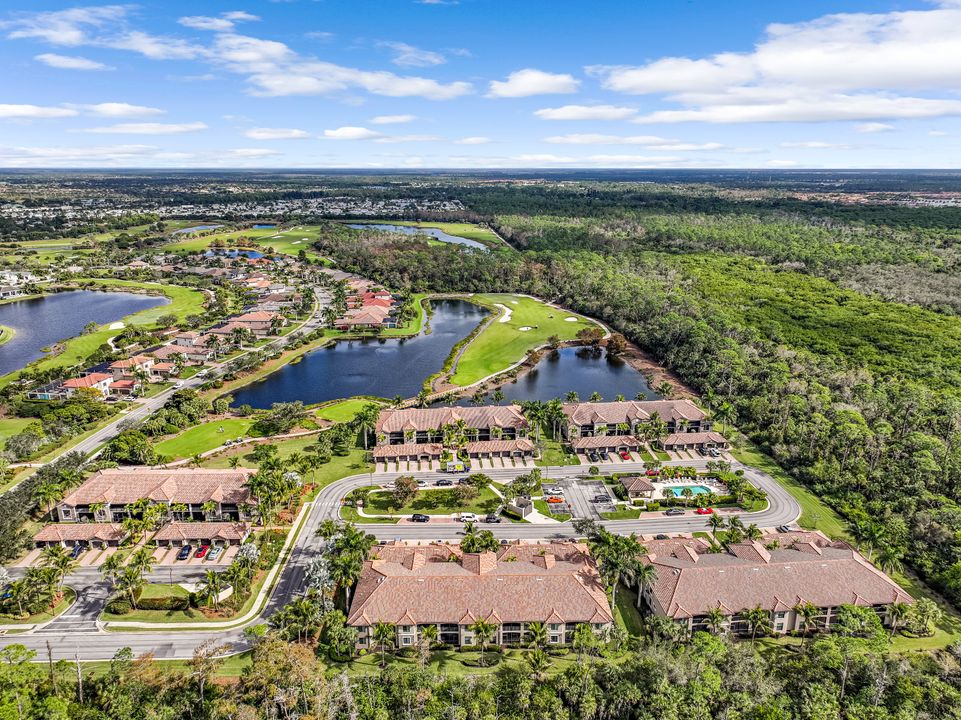 9828 Venezia Cir #1124, Naples, FL 34113