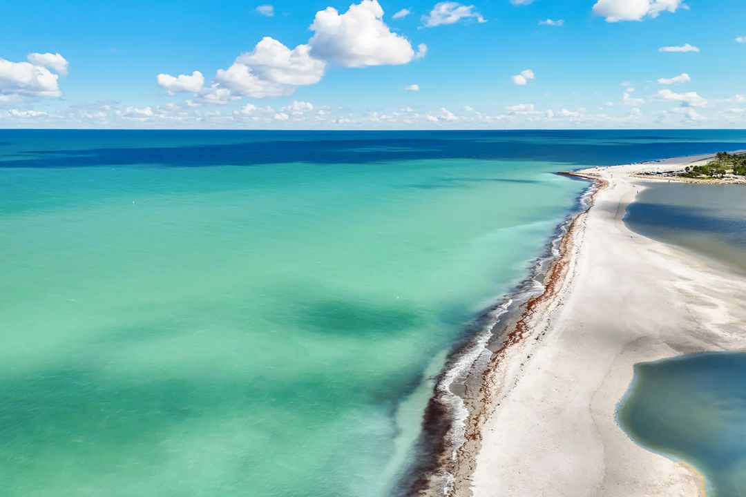 6126 Castaways Ln, Sanibel, FL 33957