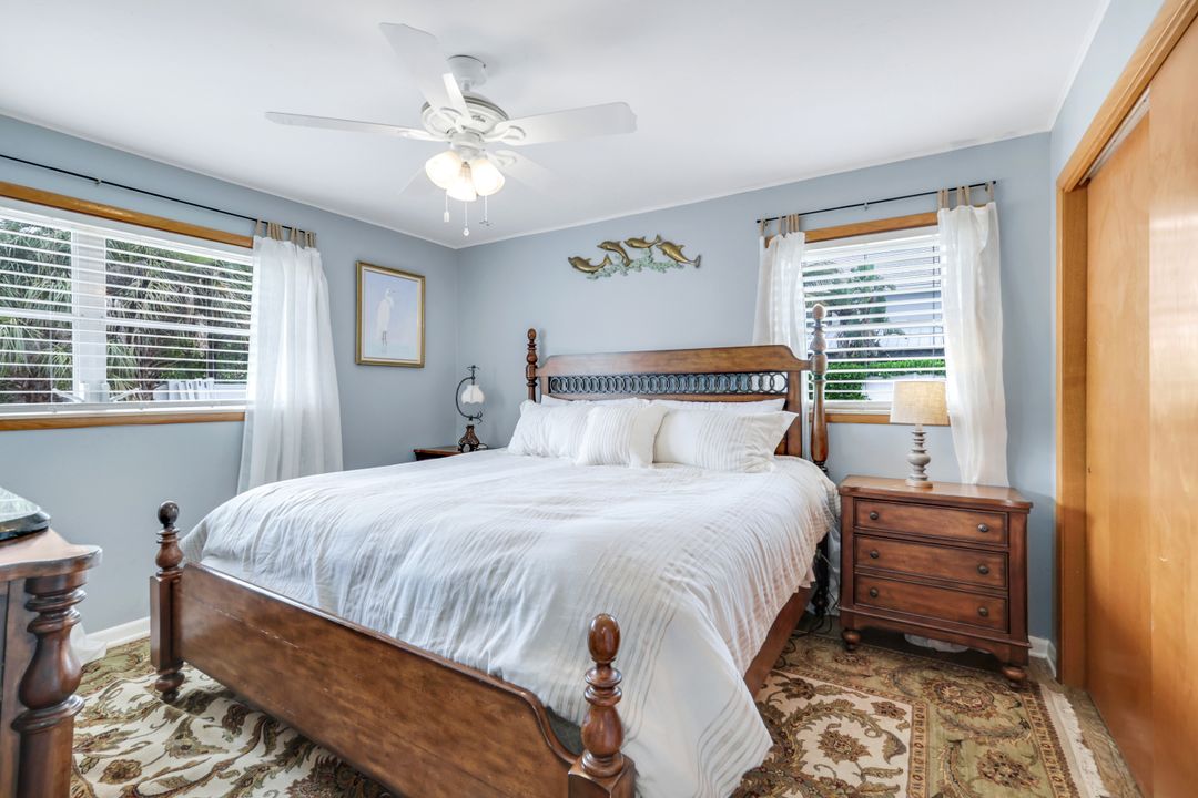 512 105th Ave N #1-2, Naples, FL 34108