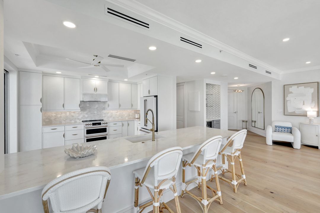 4951 Bonita Bay Blvd #2205, Bonita Springs, FL 34134