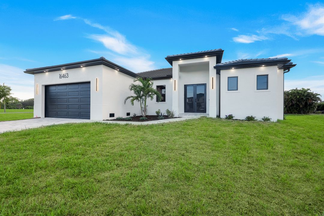 16463 Belo Ct, Punta Gorda, FL 33955