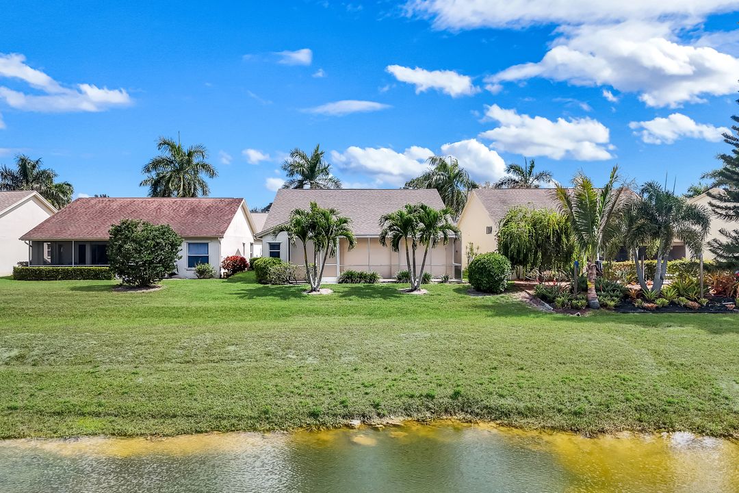 25202 Golf Lake Cir, Bonita Springs, FL 34135