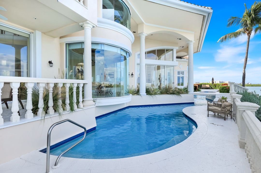 490 Renard Ct, Marco Island, FL 34145