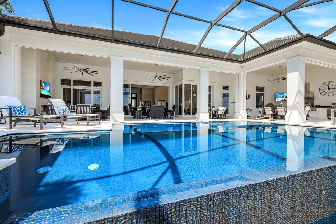 16438 Seneca Way, Naples, FL 34110