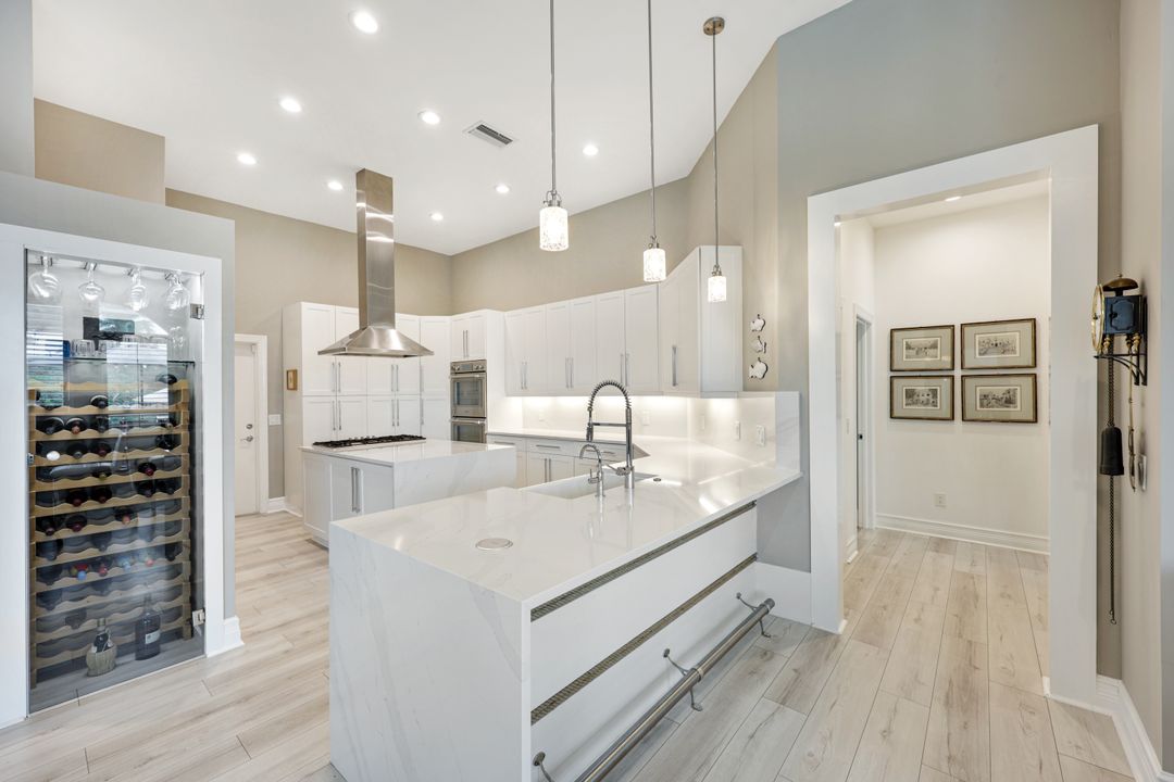 27154 Harbor Dr, Bonita Springs, FL 34135