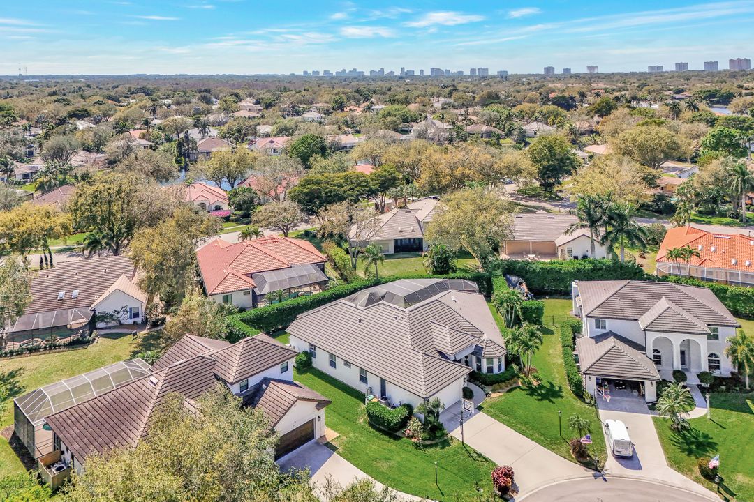 8019 San Simeon, Naples, FL 34109