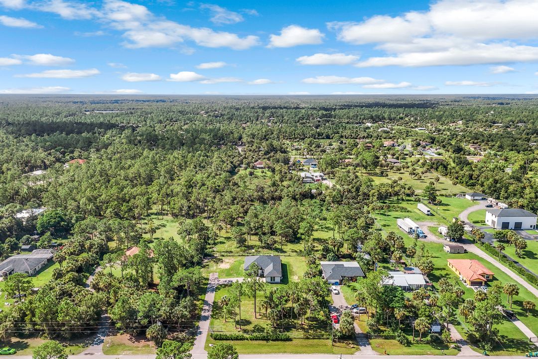 2682 4th Ave SE, Naples, FL 34117