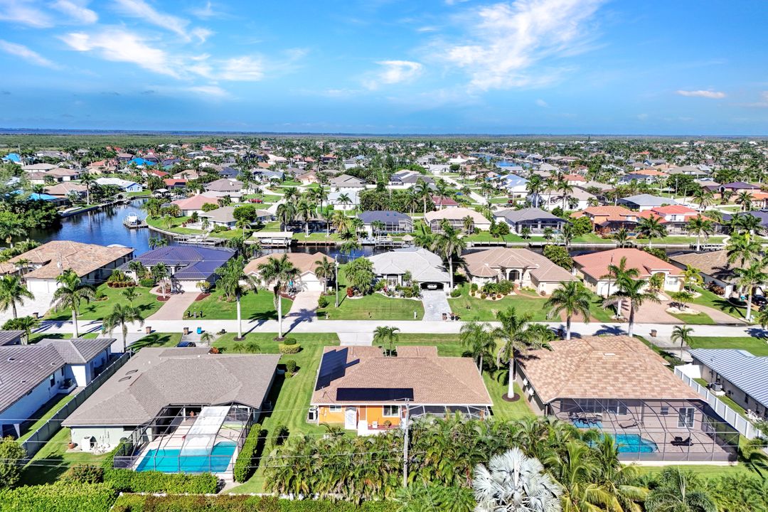 5323 SW 22nd Pl, Cape Coral, FL 33914
