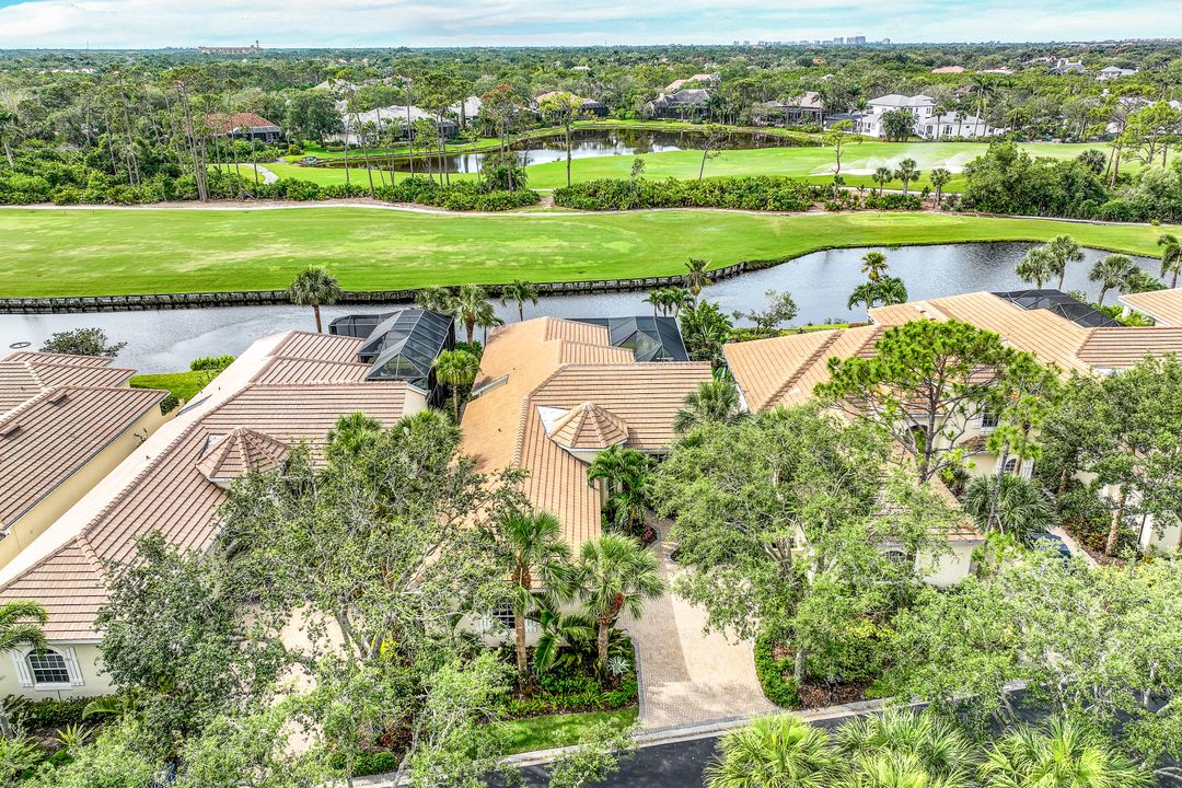 3671 Olde Cottage Ln, Bonita Springs, FL 34134