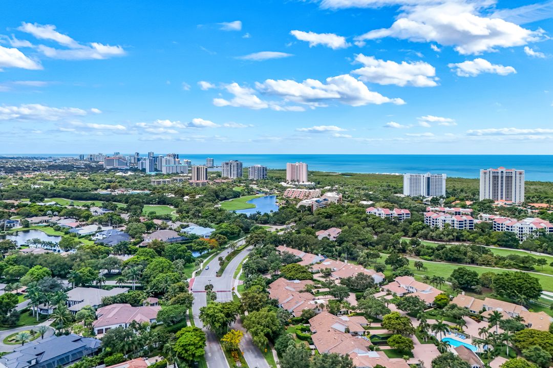 6619 Trident Way, Naples, FL 34108