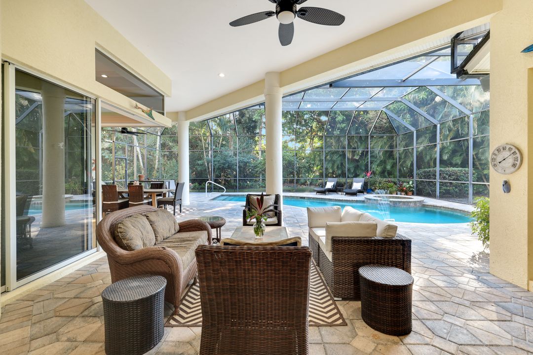 602 Springline Dr, Naples, FL 34102