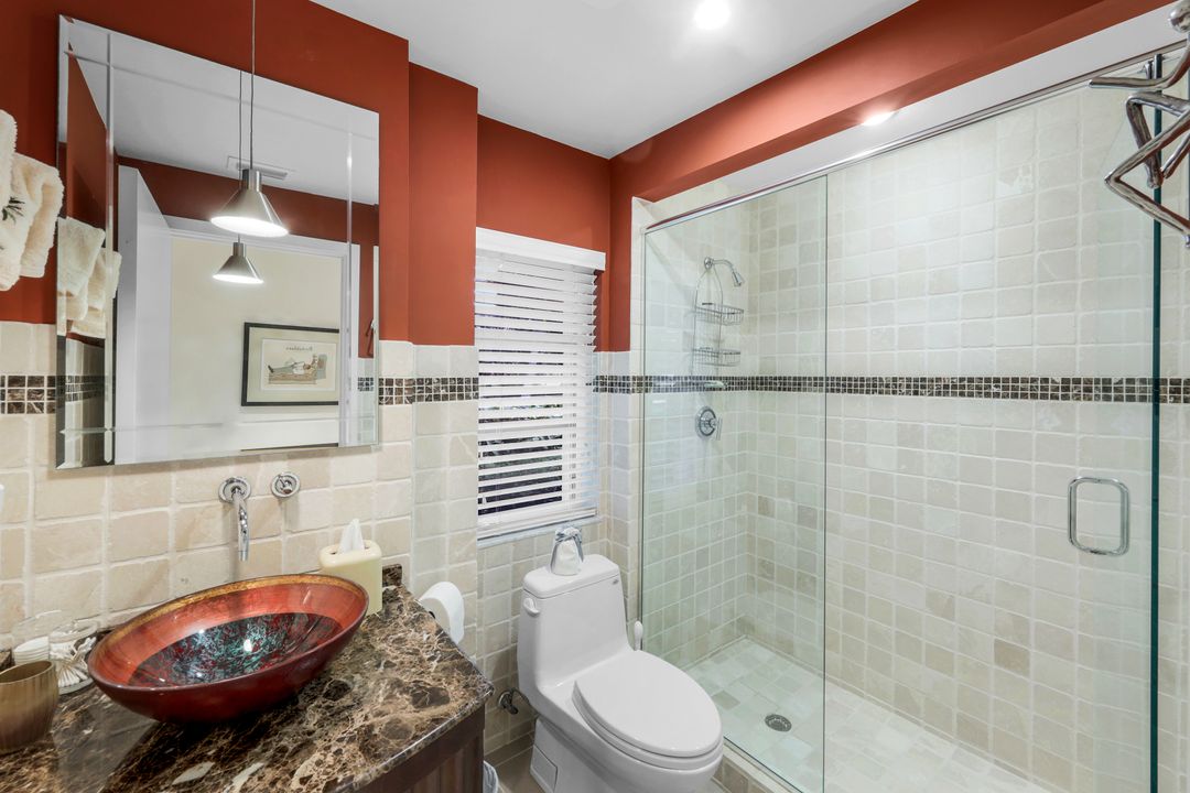 13024 Valewood Dr, Naples, FL 34119