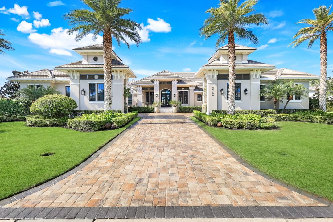 26180 Woodlyn Dr, Bonita Springs, FL 34134