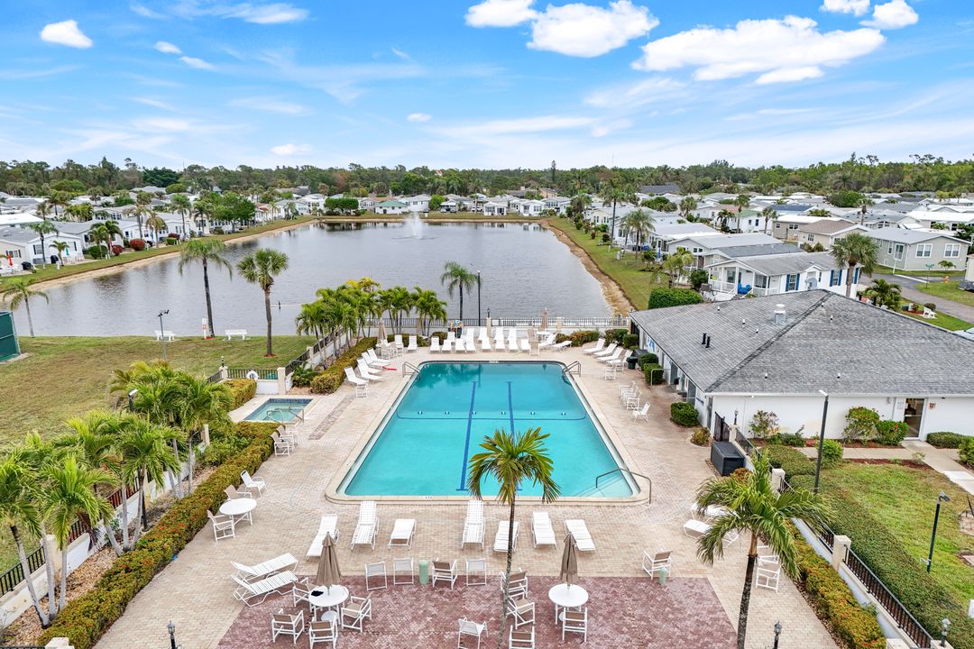 4620 Candlestick Ct E, Estero, FL 33928
