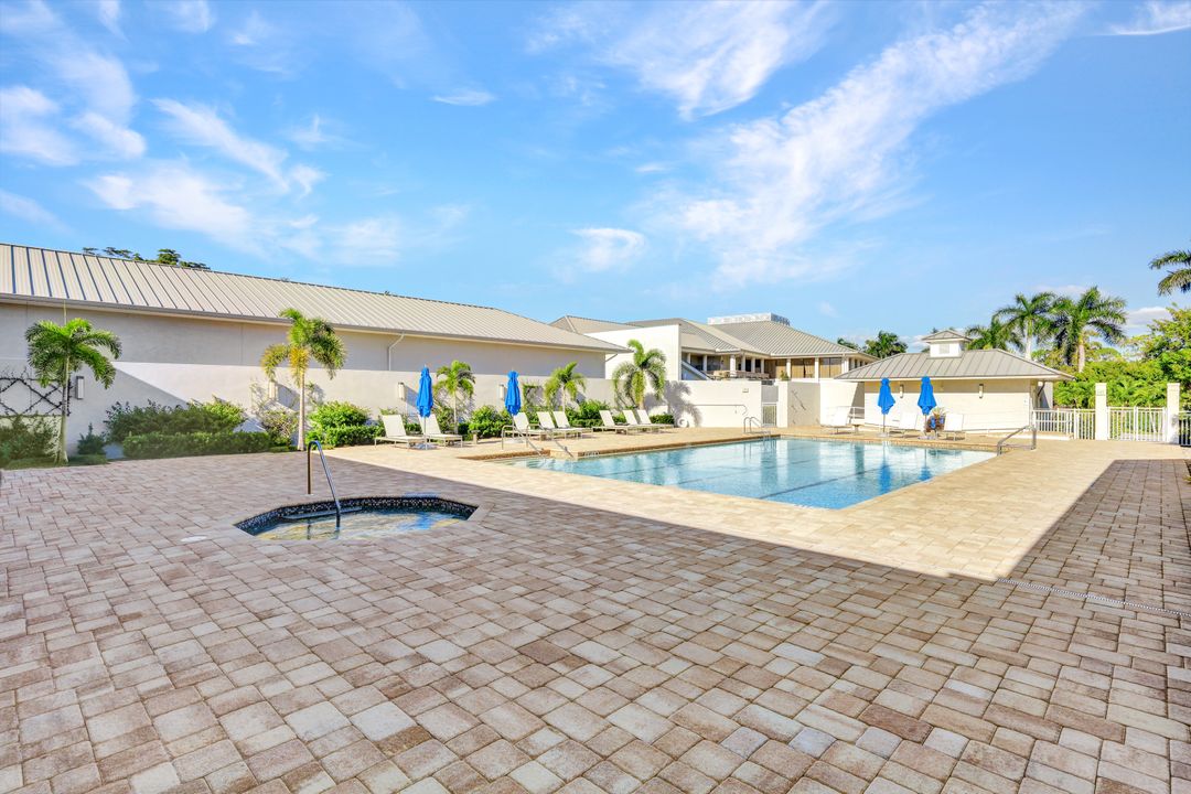 4801 Pond Apple Dr S, Naples, FL 34119