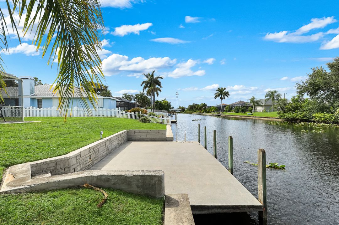 615 SW 39th Terrace, Cape Coral, FL 33914