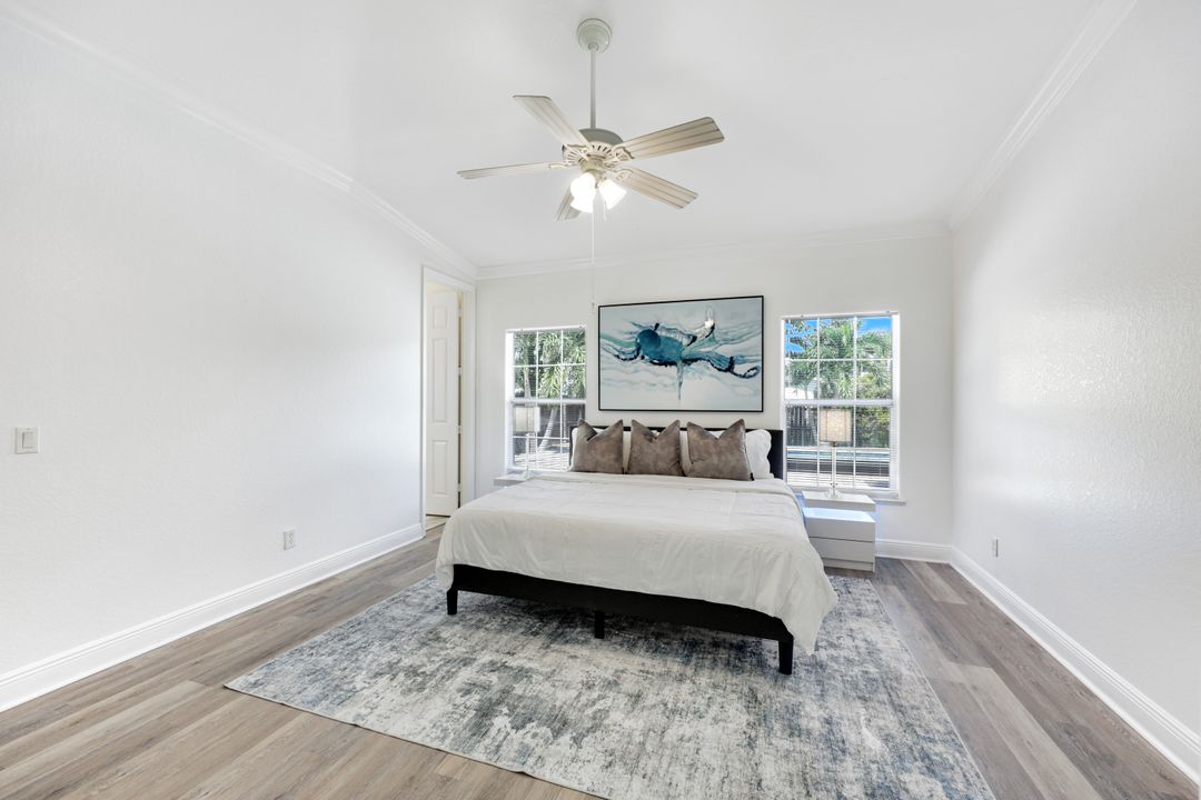 815 96th Ave N, Naples, FL 34108