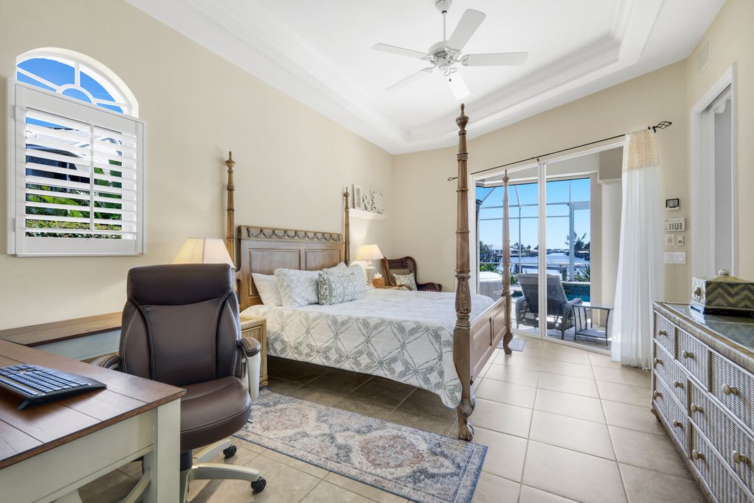 2014 Cape Coral Pkwy W, Cape Coral, FL 33914