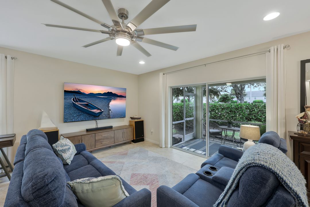12111 Mahogany Cove St, Fort Myers, FL 33913