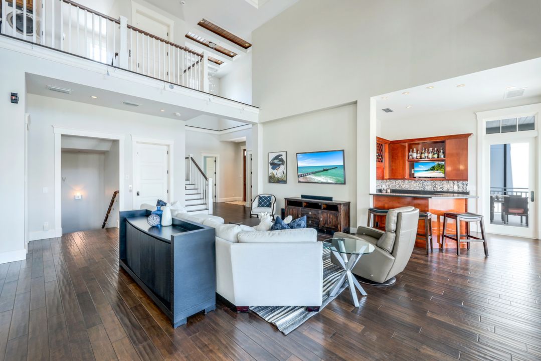 169 Conners Ave, Naples, FL 34108