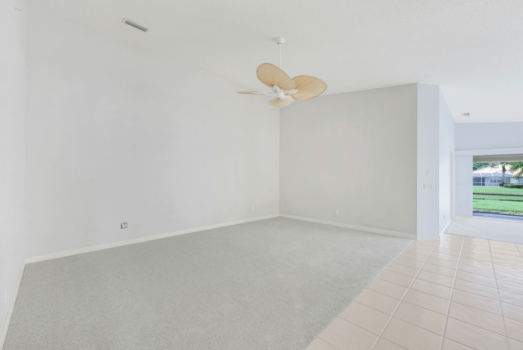 3556 El Verdado Ct, Naples, FL 34109