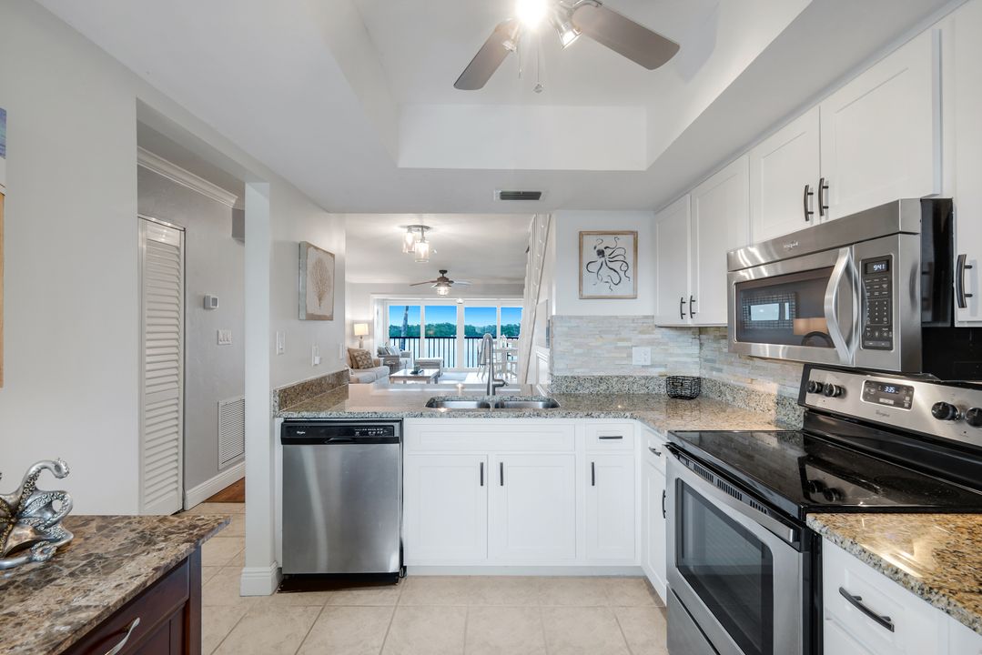 894 Buttonwood Dr #221, Fort Myers Beach, FL 33931