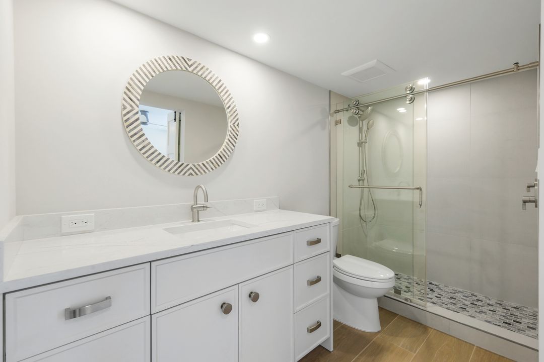 9715 Gulf Shore Dr #702, Naples, FL 34108