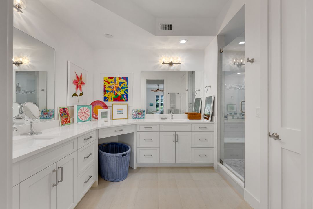 510 Via Veneto #102, Naples, FL 34108