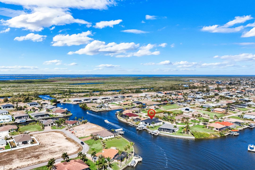 3806 NW 4th St, Cape Coral, FL 33993