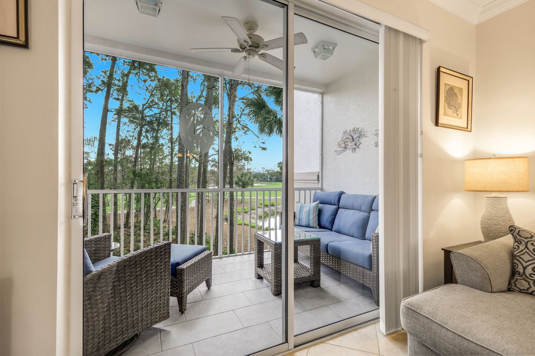 8253 Parkstone Pl #206, Naples, FL 34120