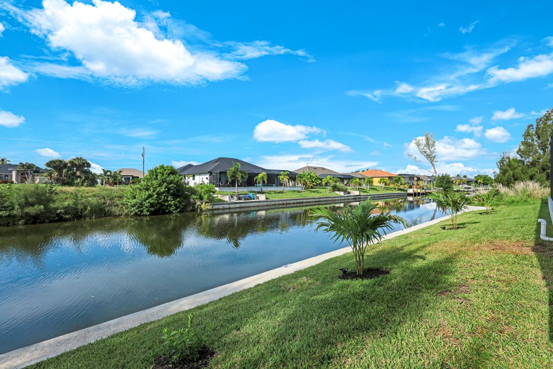1732 SW 28th Ln, Cape Coral, FL 33914